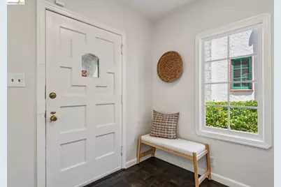 575 58th St, Oakland, CA 94609 - Photo 5