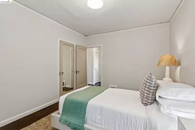 575 58th St, Oakland, CA 94609 - Photo 27