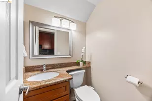 43 Paseo Grande, San Lorenzo, CA 94580 - Photo 13