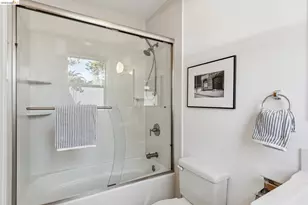 926 Chester, Oakland, CA 94607 - Photo 19