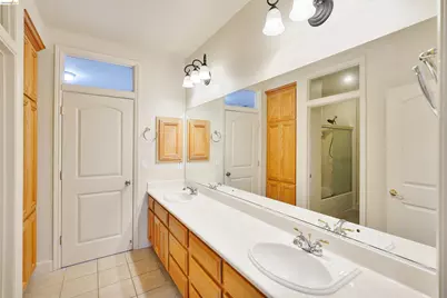 9208 Hallmark Pl, Vallejo, CA 94591 - Photo 41
