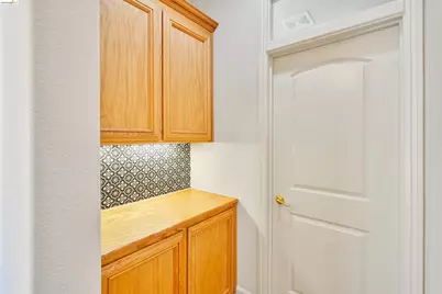 9208 Hallmark Pl, Vallejo, CA 94591 - Photo 15