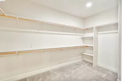 9208 Hallmark Pl, Vallejo, CA 94591 - Photo 53