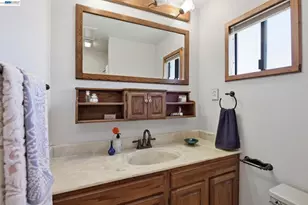 1738 Via Buena Vista, San Lorenzo, CA 94580 - Photo 37