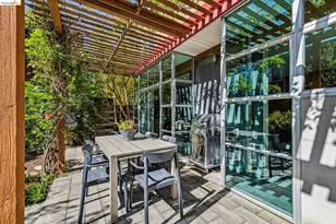 848 61st St, Oakland, CA 94608 - Photo 27