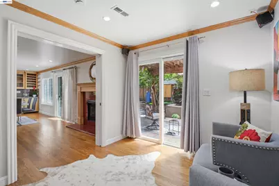 32760 Orick St, Union City, CA 94587 - Photo 11