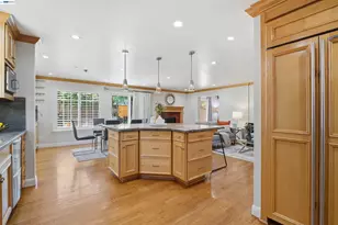 32760 Orick St, Union City, CA 94587 - Photo 13