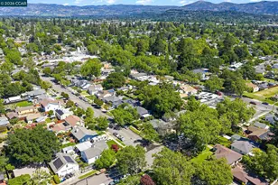 282 Hartson, Napa, CA 94559 - Photo 43