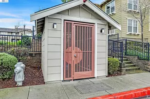 1594 Tucker St, Oakland, CA 94603 - Photo 21