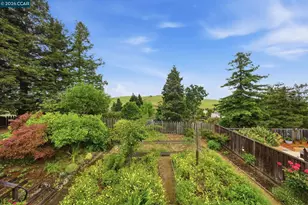 263 Carlisle Way, Benicia, CA 94510 - Photo 23