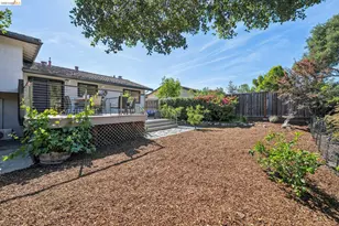 7900 Hansom Dr, Oakland, CA 94605 - Photo 47