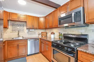 37 Beach Dr, Bay Point, CA 94565 - Photo 11