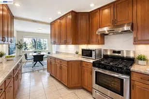 17676 Garland Ct, Castro Valley, CA 94546 - Photo 9