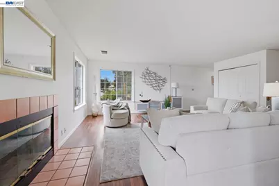 1019 Central Blvd, Hayward, CA 94542 - Photo 9