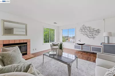 1019 Central Blvd, Hayward, CA 94542 - Photo 11