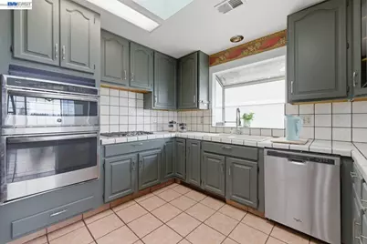 1019 Central Blvd, Hayward, CA 94542 - Photo 13