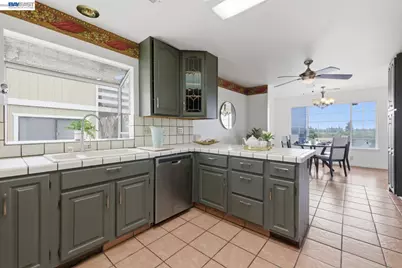 1019 Central Blvd, Hayward, CA 94542 - Photo 15