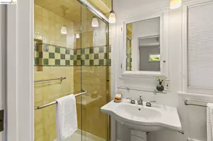 2520 Russell St, Berkeley, CA 94705 - Photo 41