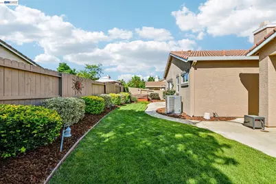 989 Carter St, Folsom, CA 95630 - Photo 35