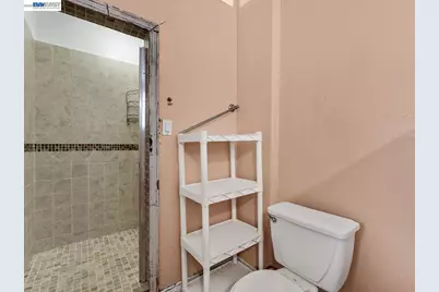 2226 13th Ave, Oakland, CA 94606 - Photo 17