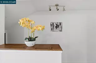 125 Elysian Fields Dr, Oakland, CA 94605 - Photo 35