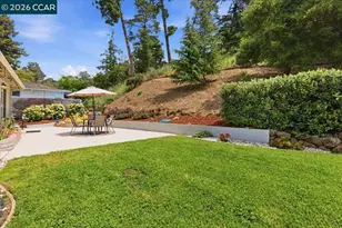 125 Elysian Fields Dr, Oakland, CA 94605 - Photo 45