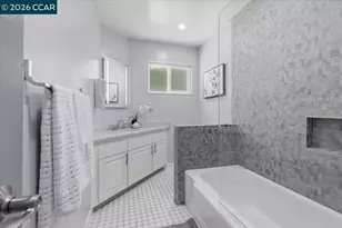 125 Elysian Fields Dr, Oakland, CA 94605 - Photo 27