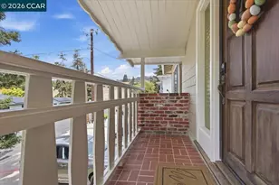 125 Elysian Fields Dr, Oakland, CA 94605 - Photo 5