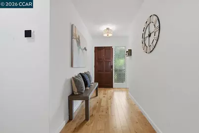 125 Elysian Fields Dr, Oakland, CA 94605 - Photo 7