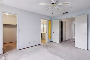 7360 Meadowgate Dr, Sacramento, CA 95823 - Photo 21