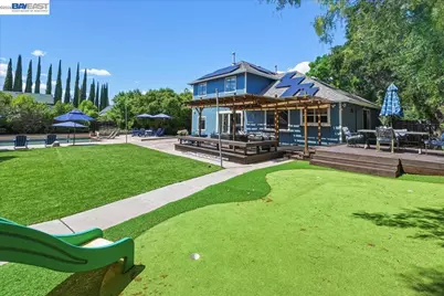 2377 College Ave, Livermore, CA 94550 - Photo 49