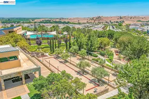 1033 Malbec Ln, Brentwood, CA 94513 - Photo 71