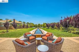 1033 Malbec Ln, Brentwood, CA 94513 - Photo 49