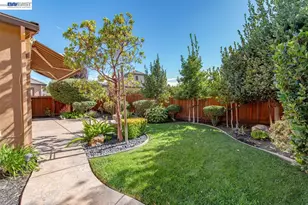 1033 Malbec Ln, Brentwood, CA 94513 - Photo 33