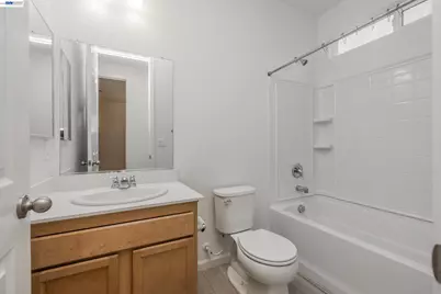 60 Molveno Dr, Stockton, CA 95209 - Photo 23