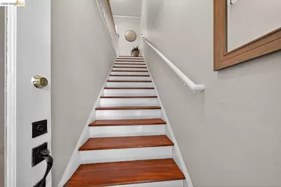594 55th St, Oakland, CA 94609 - Photo 3