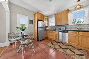 594 55th St, Oakland, CA 94609 - Photo 19
