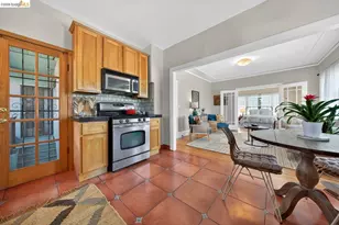 594 55th St, Oakland, CA 94609 - Photo 21