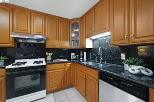 523 Evelyn Ln, Hayward, CA 94544 - Photo 19