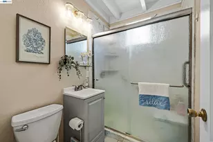 523 Evelyn Ln, Hayward, CA 94544 - Photo 29