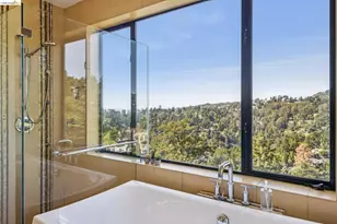 46 Carisbrook Ln, Oakland, CA 94611 - Photo 37