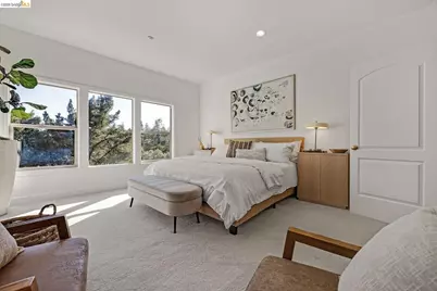 6203 Westwood Way, Oakland, CA 94611 - Photo 19