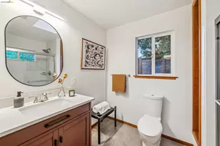 5504 Merriewood Dr, Oakland, CA 94611 - Photo 23