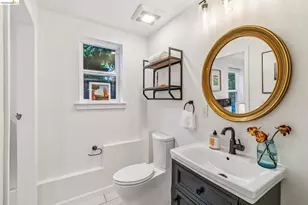 5504 Merriewood Dr, Oakland, CA 94611 - Photo 45