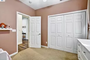 1021 Kennedy Pl, Tracy, CA 95377 - Photo 19