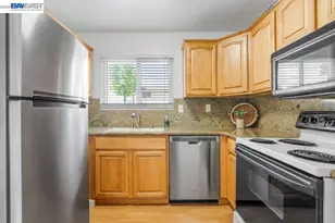 3836 Keneland Way, Pleasanton, CA 94588 - Photo 9