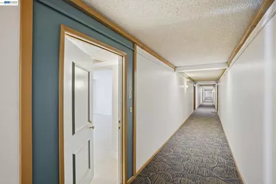 460 Civic Dr #106, Walnut Creek, CA 94596 - Photo 7