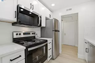 460 Civic Dr, Walnut Creek, CA 94596 - Photo 13