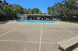 3090 Los Prados, San Mateo, CA 94403 - Photo 21
