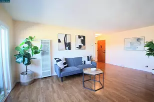 3090 Los Prados, San Mateo, CA 94403 - Photo 5